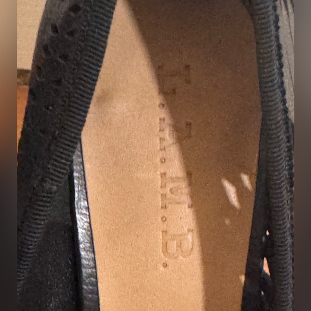 L.A.M.B. Black patterned heels​​​ - Picture 2 of 8
